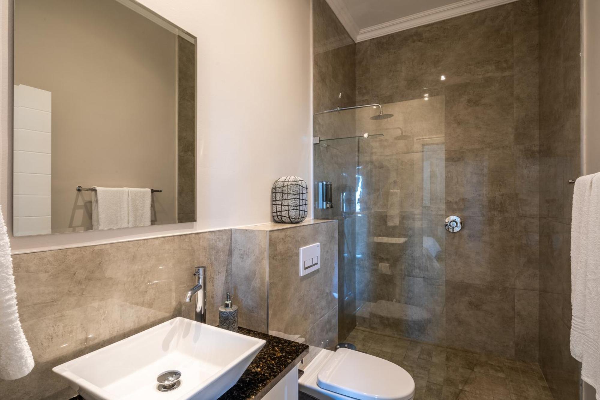 Seashore 2 Bedroom Luxury Unit - Breakwaters Haven Knysna Bagian luar foto
