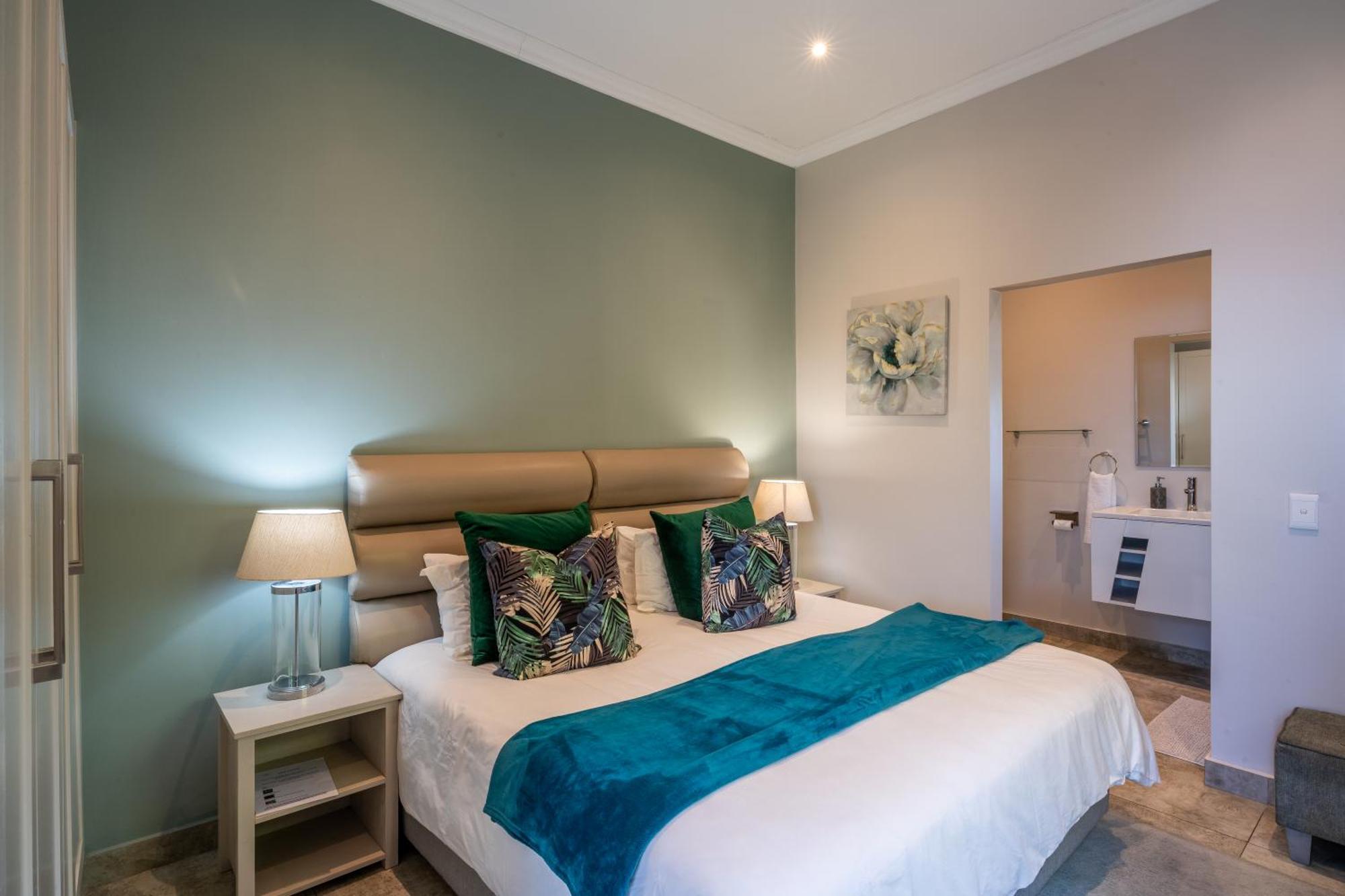 Seashore 2 Bedroom Luxury Unit - Breakwaters Haven Knysna Bagian luar foto